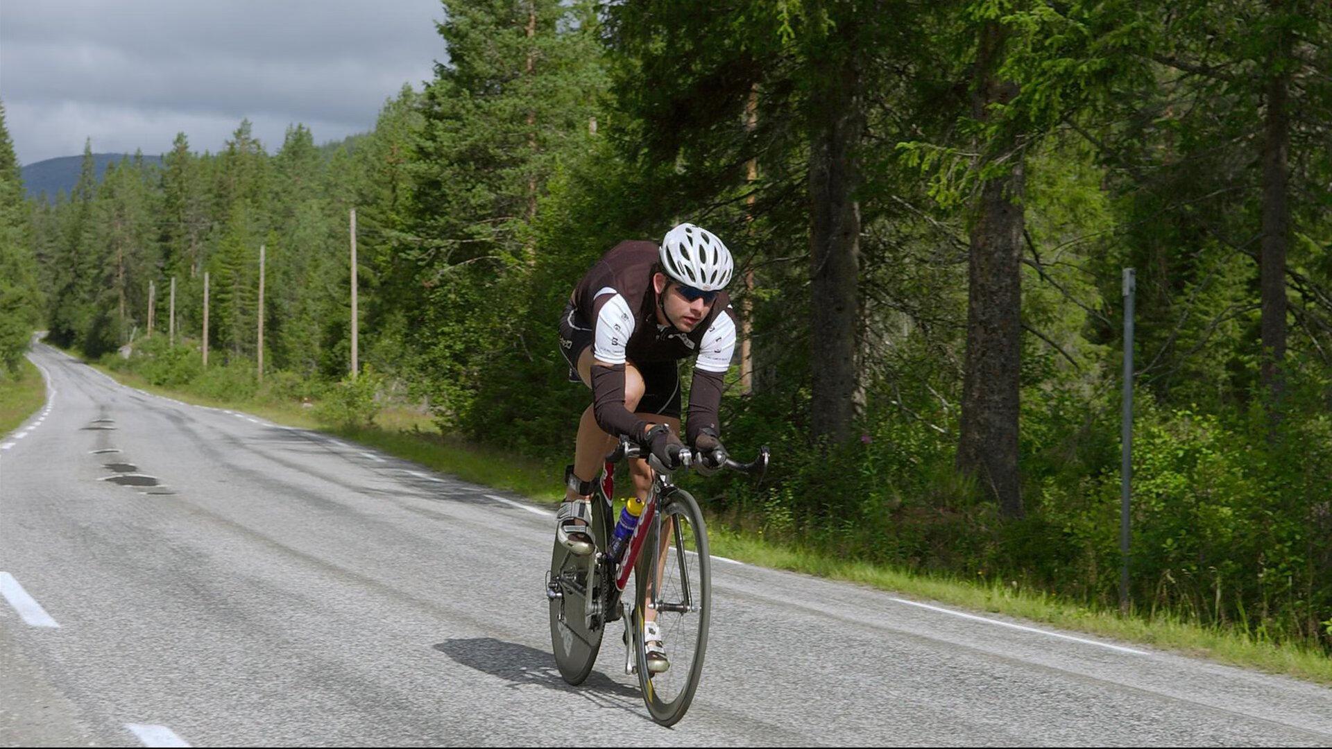 萨利巴盛赞哈兰德为最佳之一 豪言冲击世一卫并助阿森纳登顶英超