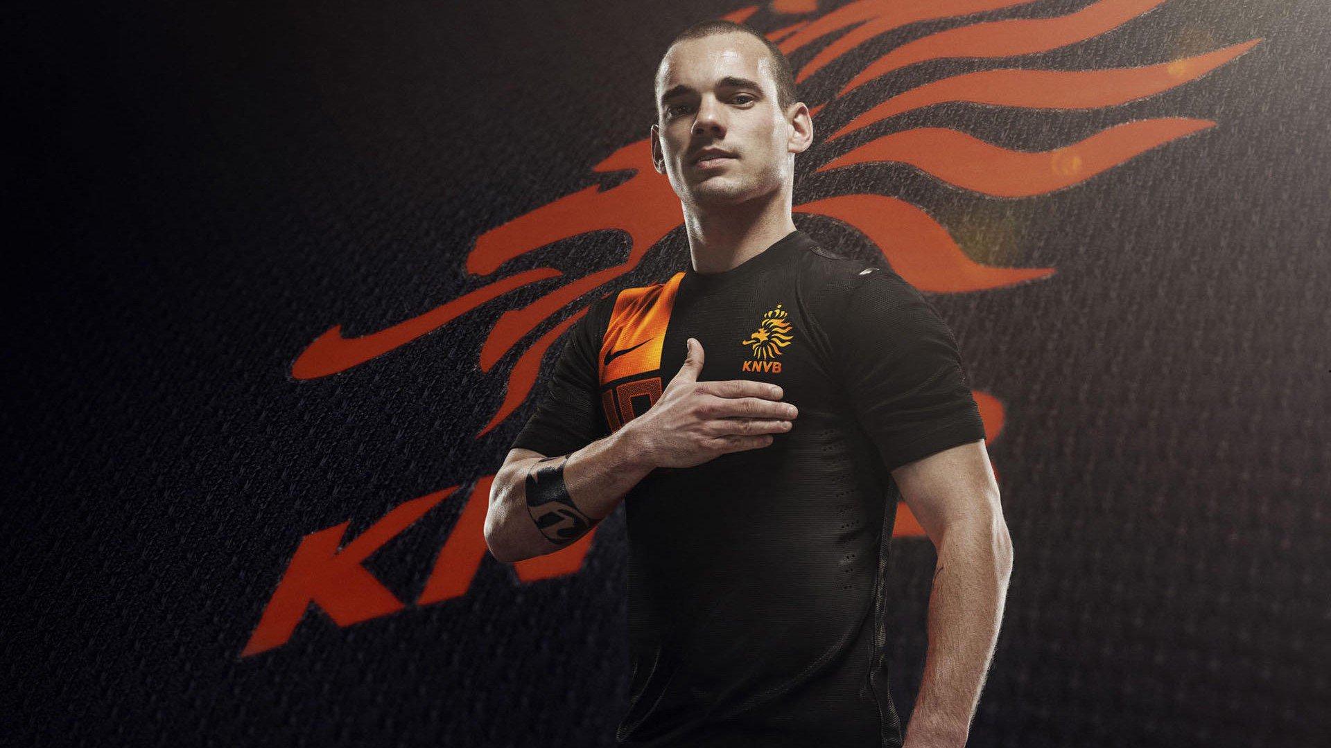 本泽马欲送C罗出局？C罗强势回应不！并追平代伊纪录